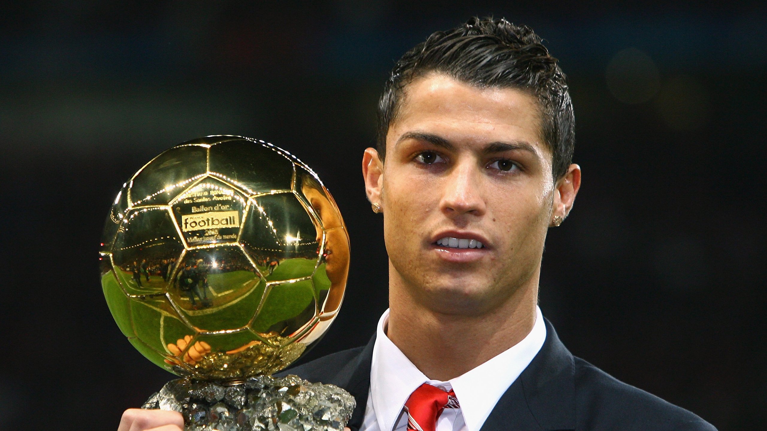 开云体育在线-英超争冠之夜，米切尔，在风暴中心做最稳定的定海神针